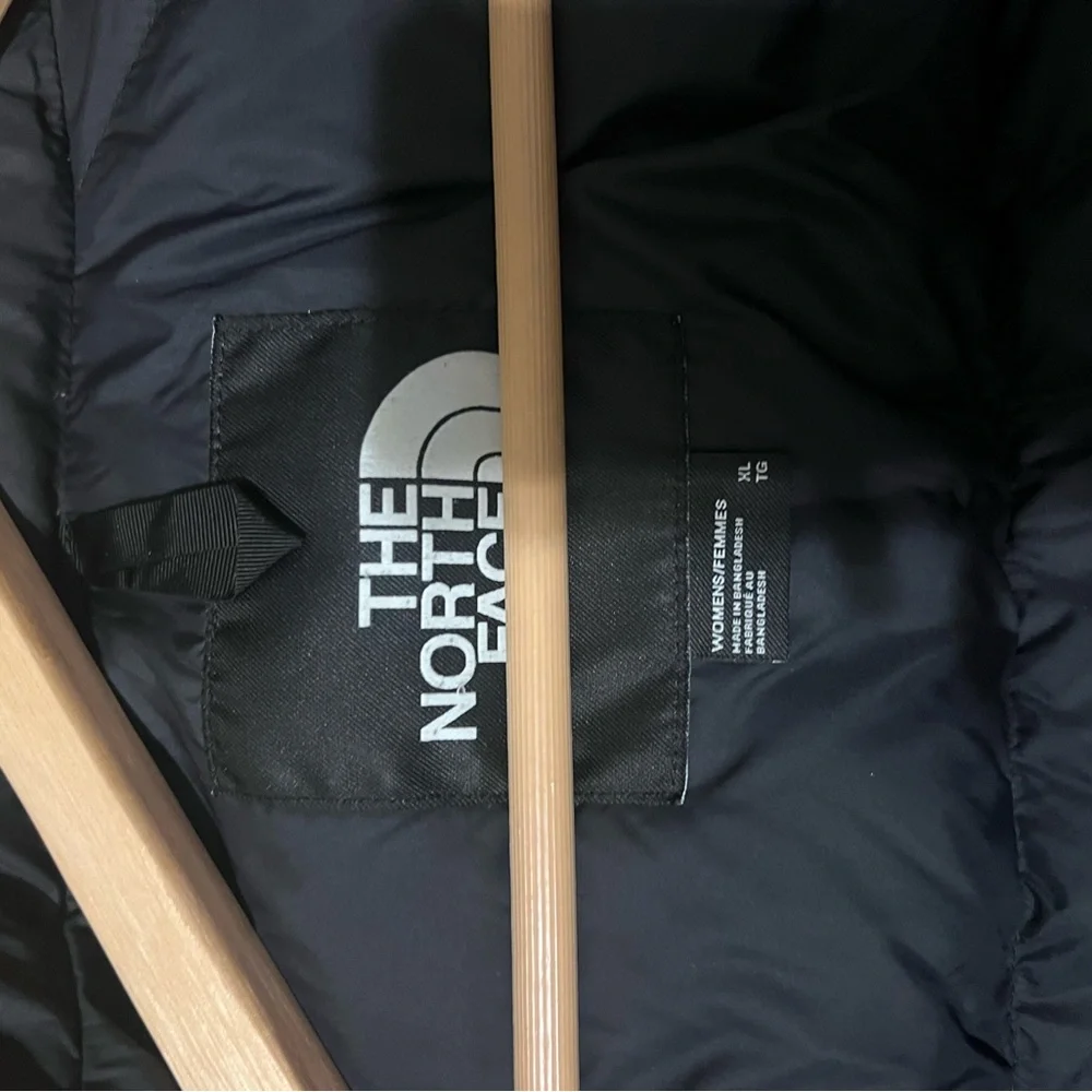 Woman North Face puffer - Picture 6 of 9